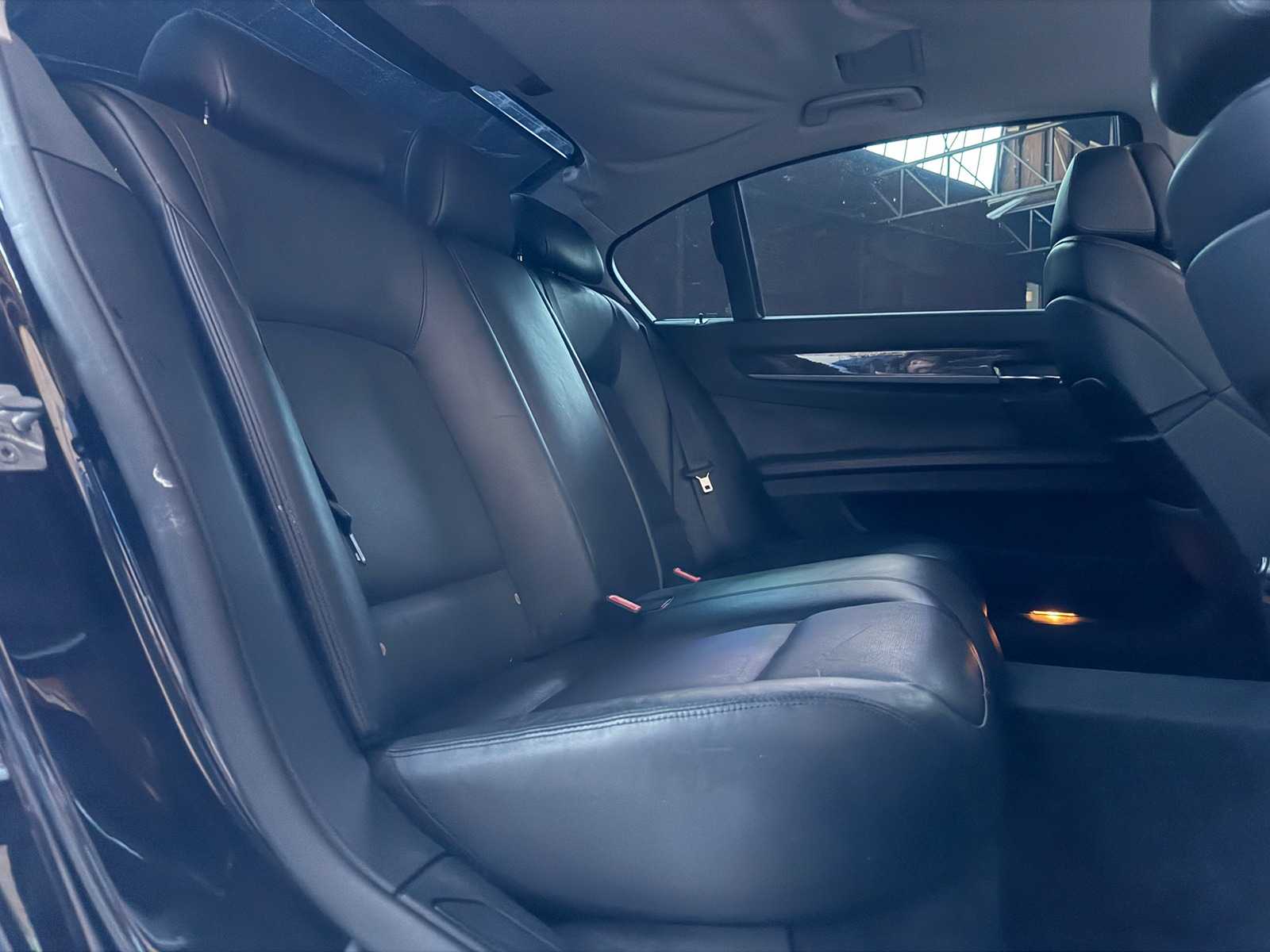 BMW 750Li xDrive 4.4 V8 7-serie 408pk 2012