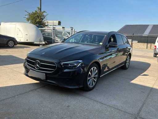 Automobil de pasageri Mercedes-Benz E 220 2021