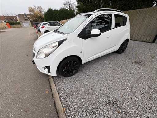 Chevrolet - Spark - 1.0 16V LT+ Bi-Fuel - Car - 2011