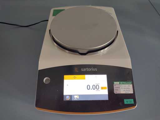 SARTORIUS - QUINTIX 1102 1CFR - Precision Scale 1100g / 0.01g