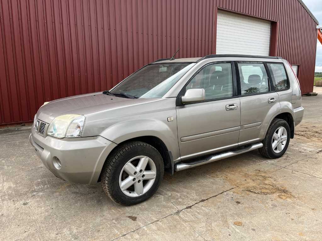 Autovettura Nissan X-TRAIL