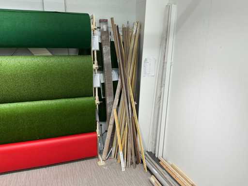 Batch of various skirting boards