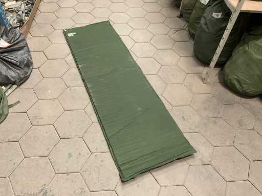 Self inflating sleeping mat (7x)