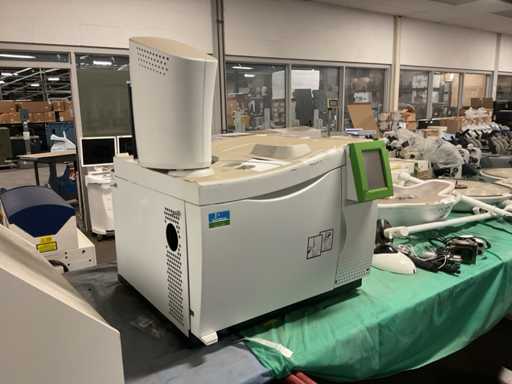 Cromatografo a gas Perkin Elmer Clarus 680
