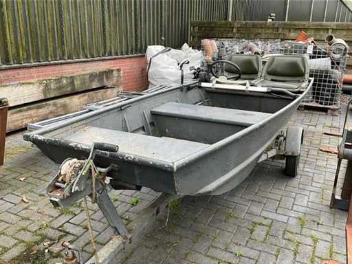 Alumacraft Platbodem op aanhangwagen