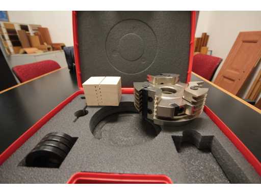 RESCO - 1089/1 - Mehrprofilschneider - 2025