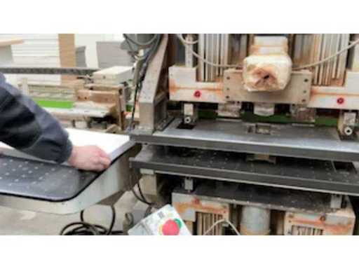 910a5473-a90e-439d-9004-74f24ccd1b3f.mp4