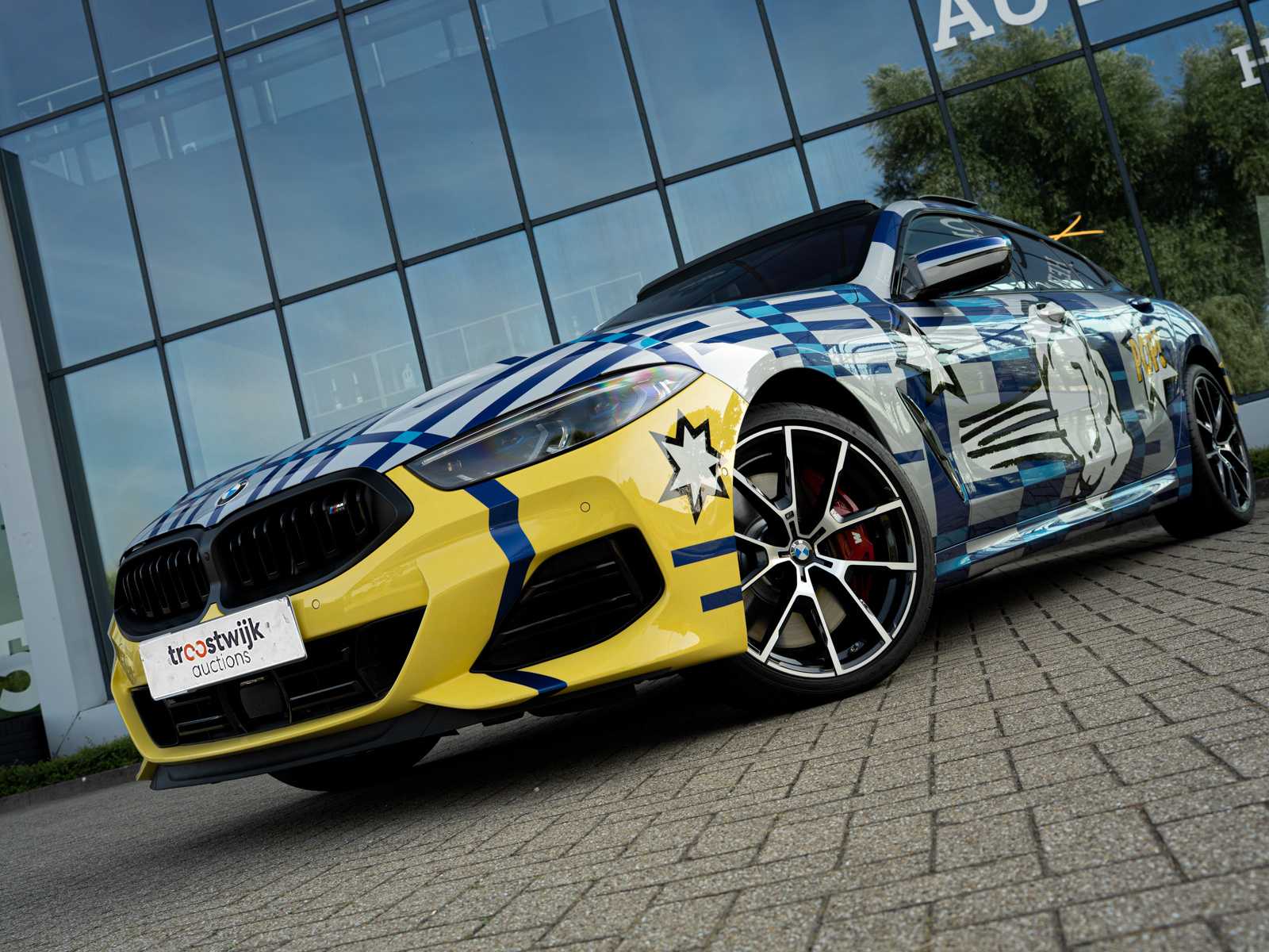 BMW M850i Gran Coupé 4.4 V8 xDrive -The 8 X Jeff Koons- M-Performance 530pk 2023 (1 van 99) (NEW) 8-Serie (Origineel-NL + 1e Eigenaar), X-004-JB
