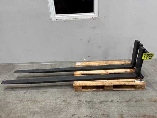 2021 FEM2 Gabelstapler Gabeln 240cm 2400x100x45mm 1.000-2.500kg