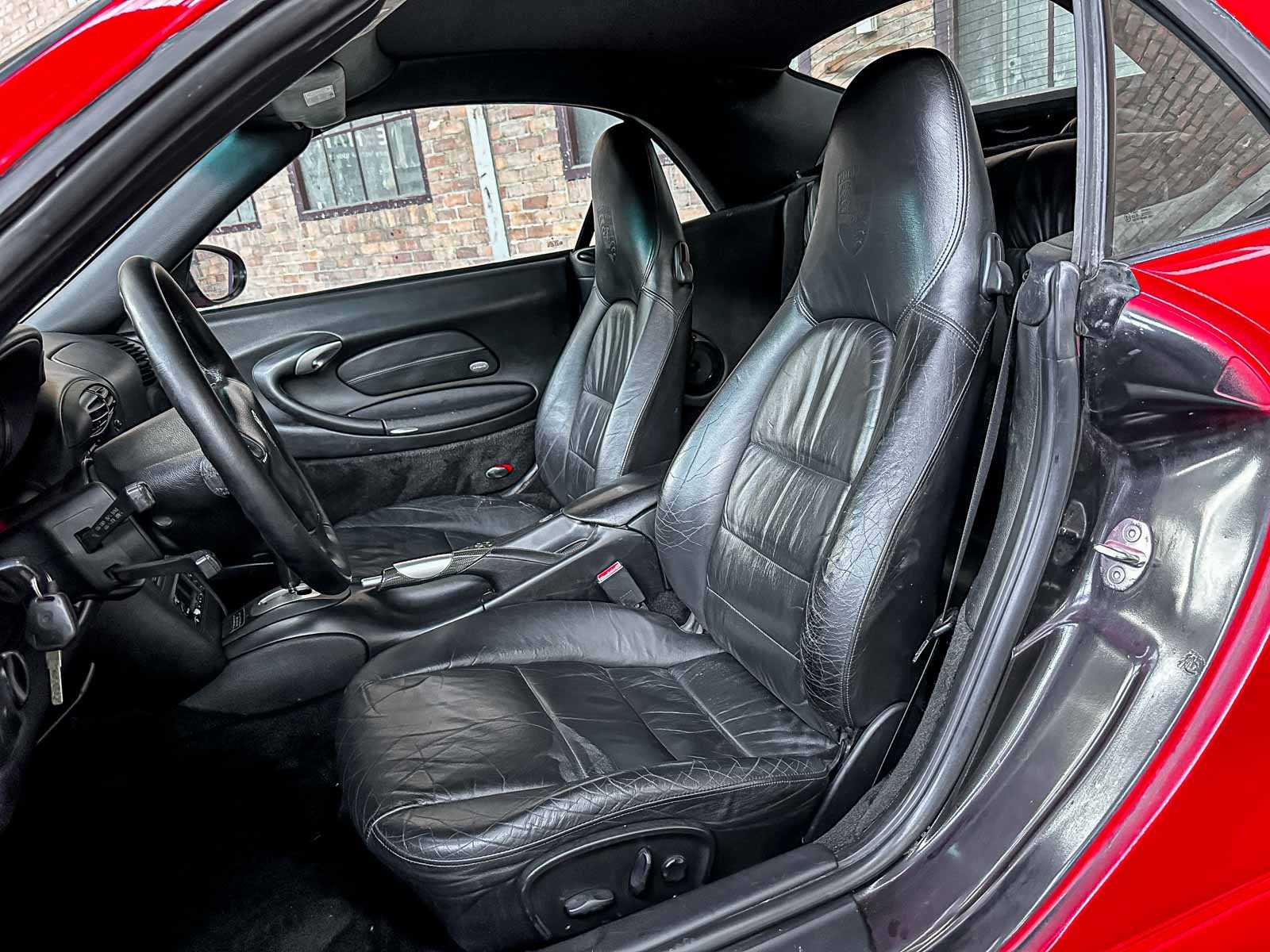 Porsche 911 Cabriolet Carrera 3.4 996 (Hardtop) 300pk 2001 Youngtimer