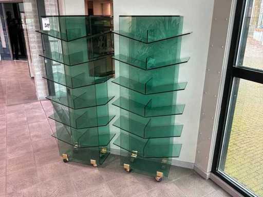 Expoziție broșură din sticlă (2x)