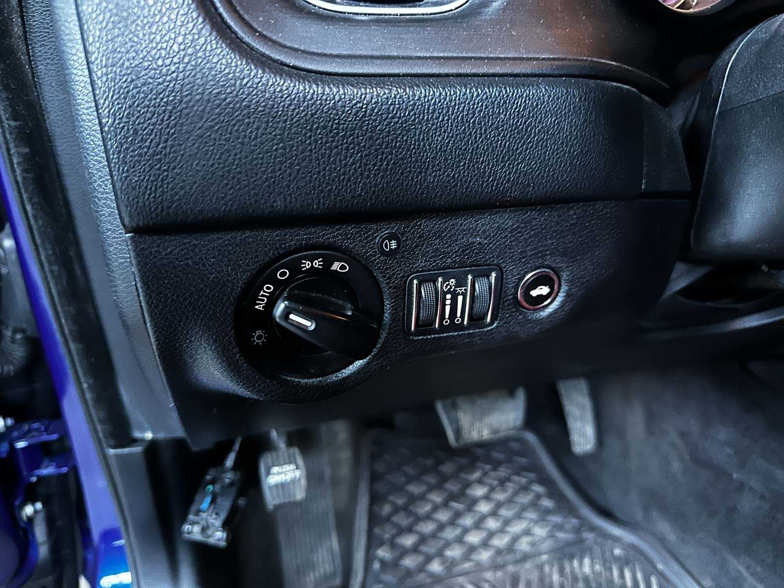 Dodge Charger Police HEMI 5.7 V8 375pk 2015