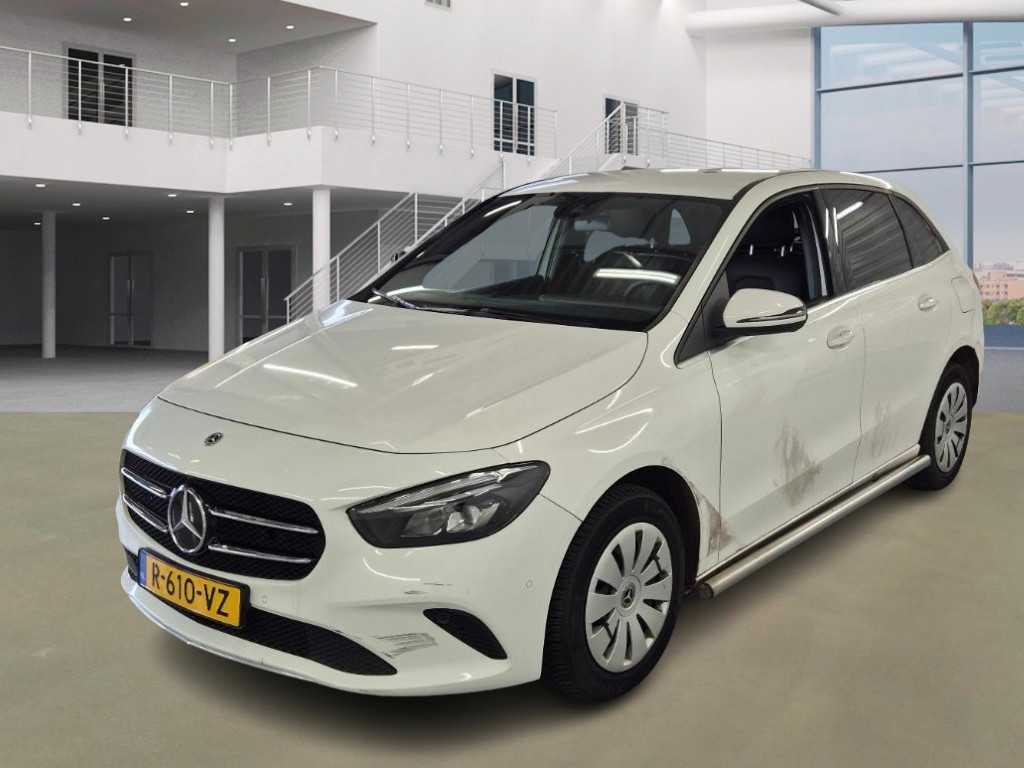 Mercedes-Benz Klasa B – 200d, R-610-VZ