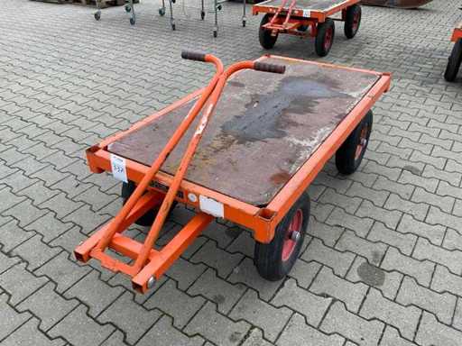 Camion Tretal à traction manuelle 2016