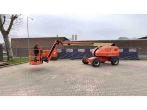 23dbfe99-2bf8-472b-b0bd-23dfb0afe72b.mp4