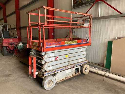1999 Skyjack SJ111-4832 ScissorLifter
