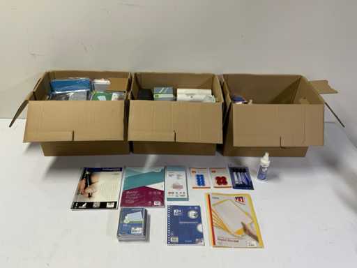 Lotto di forniture per ufficio