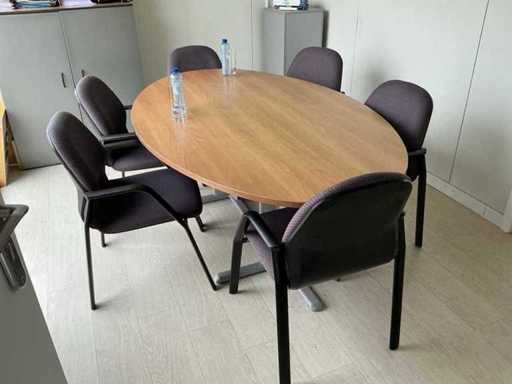 Büromöbel in Einheit 605