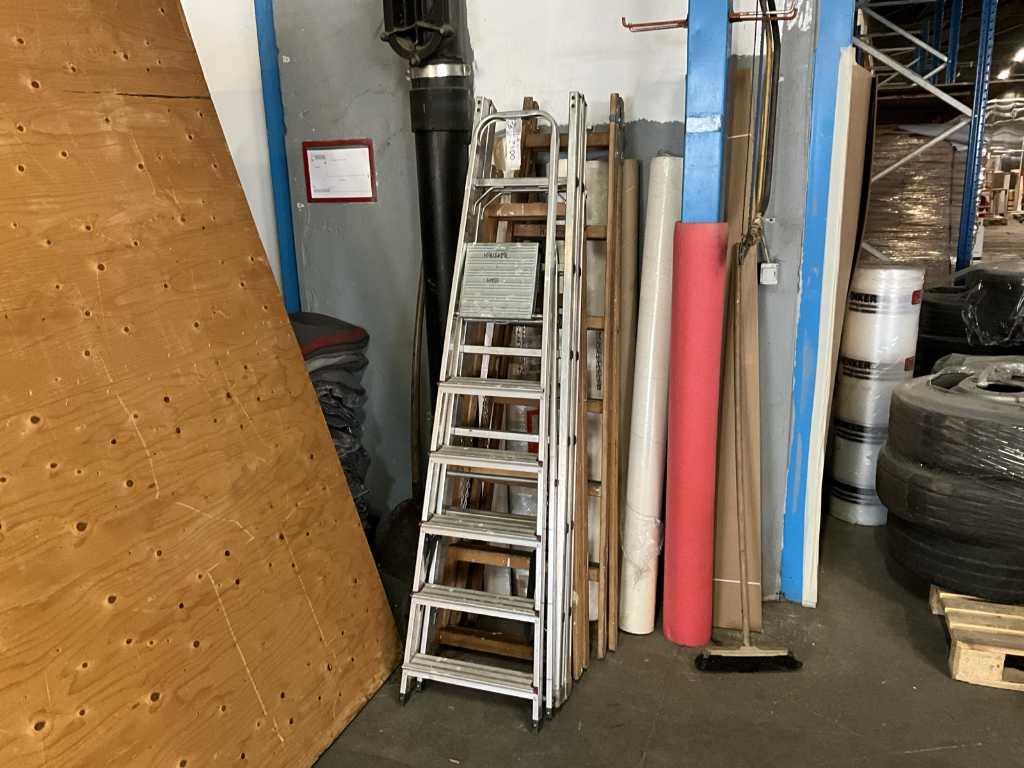 Miscellaneous ladders (4x)