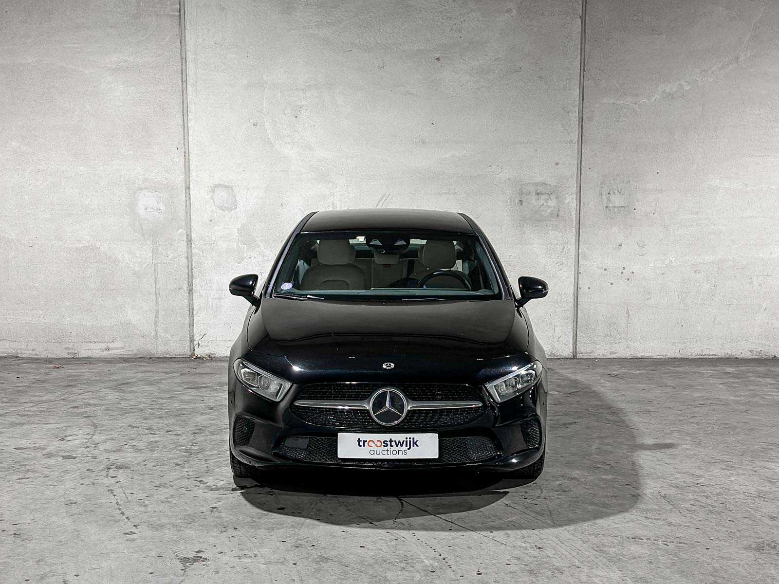 Mercedes-Benz A250 e Business Solution Luxury Limited 218pk 2020 (Origineel-NL + 1e Eigenaar) A-klasse, J-849-SG