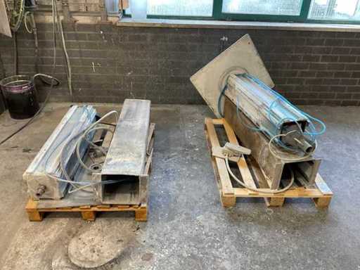 Pneumatic lift table (2x)