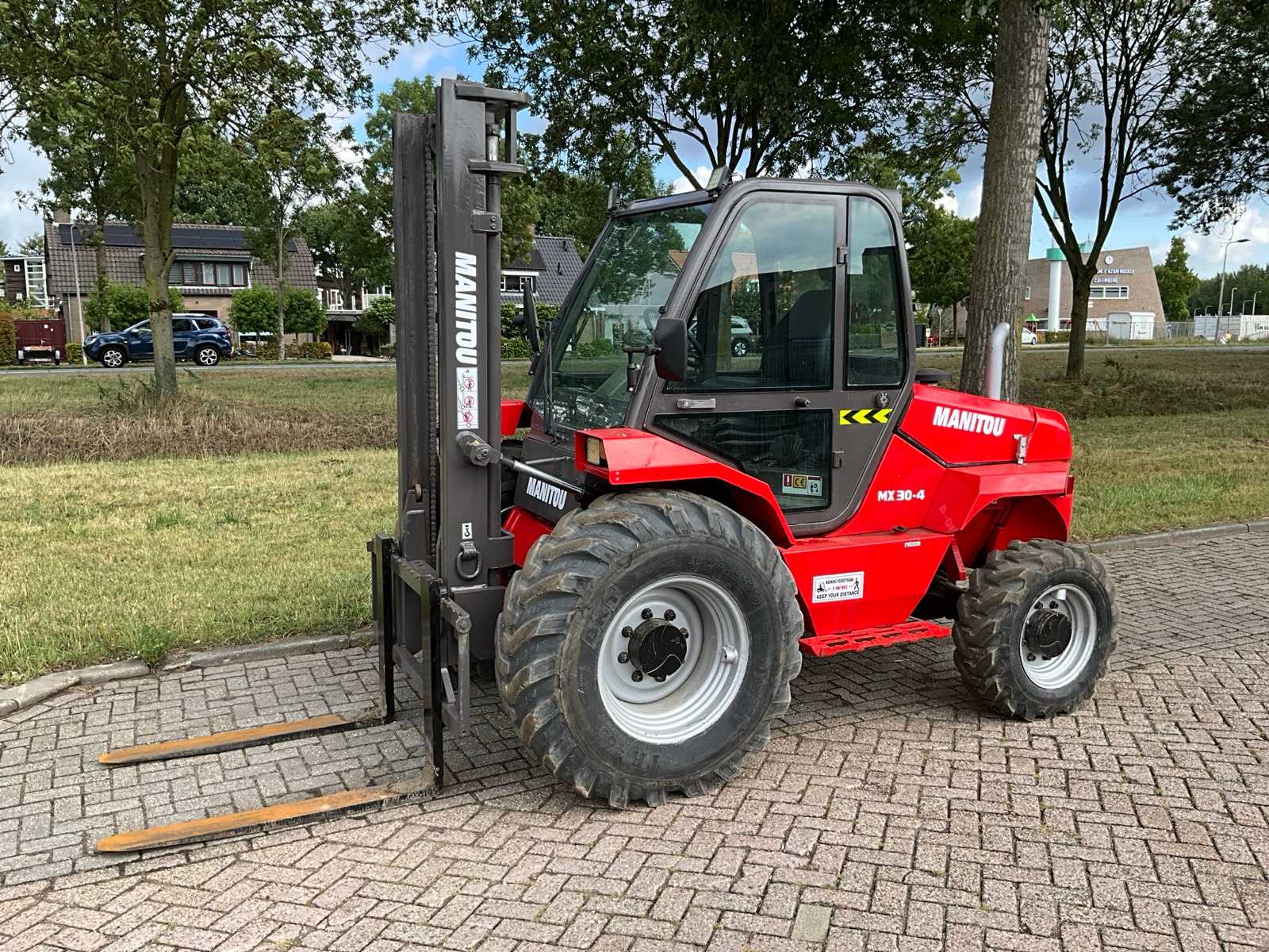 Wózek widłowy Manitou MX 30-4 4x4 z 2017 r.