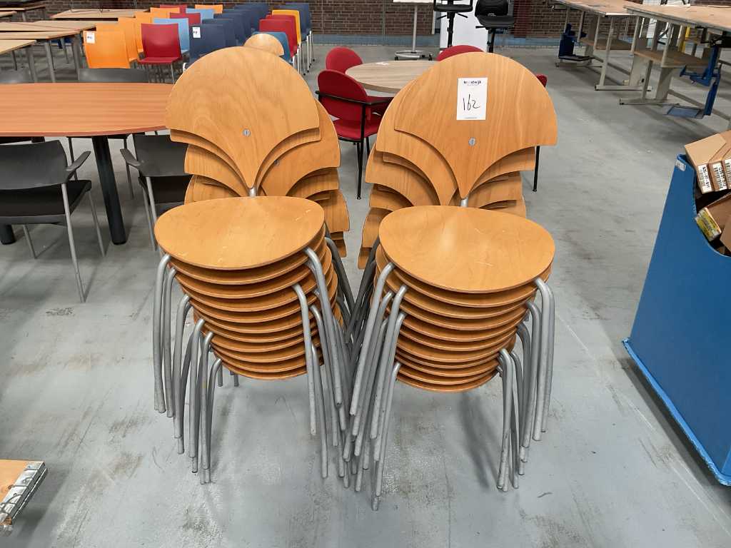 Krzesło do stołówki (22x)