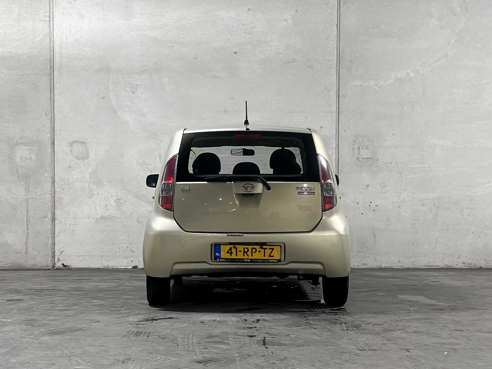 Daihatsu Sirion 2 1.3-16V Comfort 90pk 2005 (Origineel-NL) Automaat, 41-RP-TZ