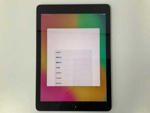 Apple - 9,7-calowy iPad Wi-Fi, 32GB, Space Gray - MR7F2NF/A