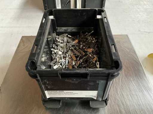 Würth 2.36kg Flat plug sleeve 6.3x0.8 in stackable box