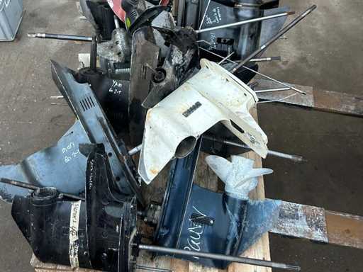 Miscellaneous parts - Tailpieces - Outboard engine parts