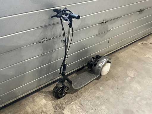 Blata – Motorisierter Roller