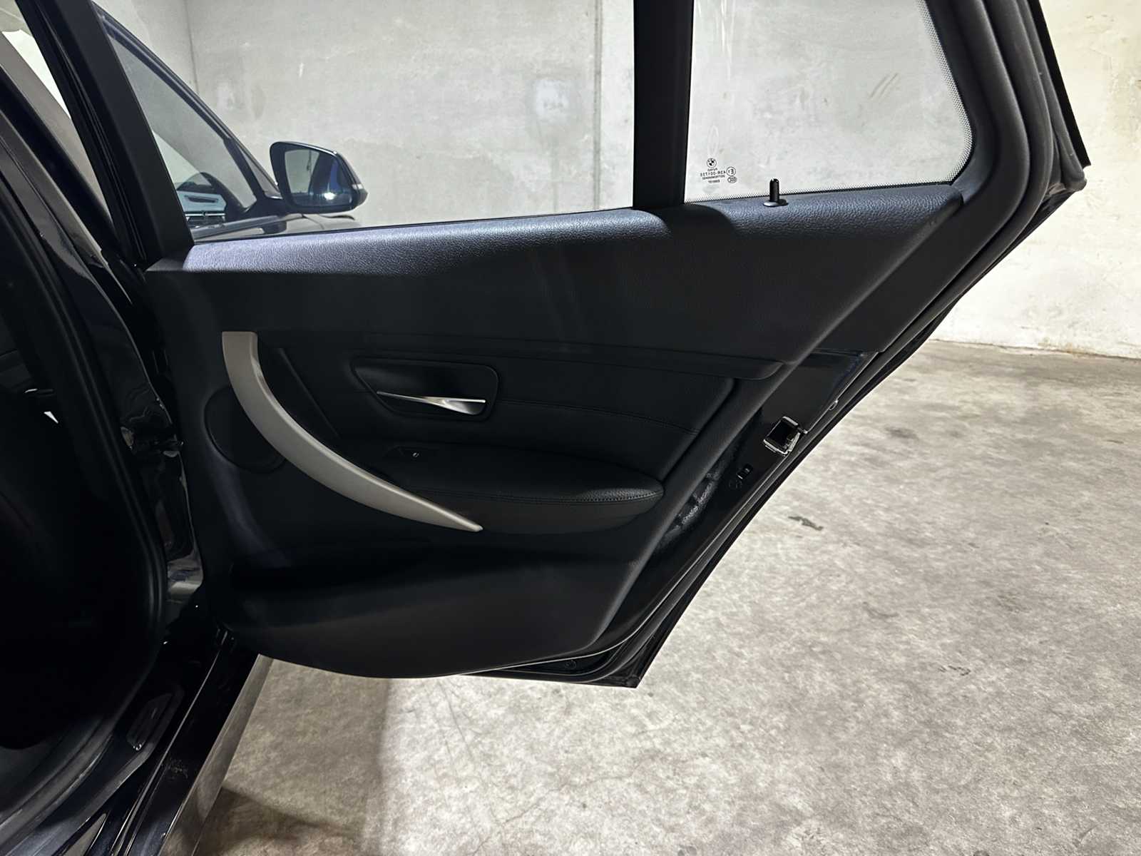BMW Alpina B3 F30 Biturbo Touring Allrad 410pk 2014, N-717-KS