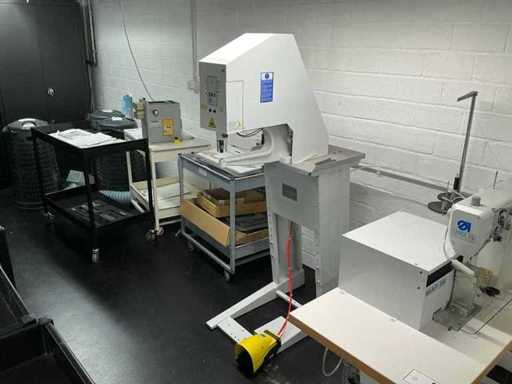SPS 60.8.PN 2021. Une presse pneumatique