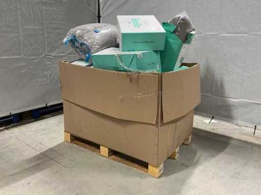 Beaucoup de literie de maternité variée (18x)