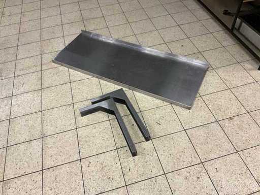 Stalowa półka ścienna ze stali nierdzewnej