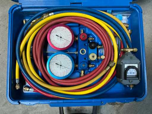 Diverse meettoestellen (2x)