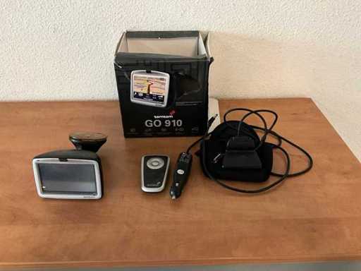 TomTom GO 910 Car Navigation System