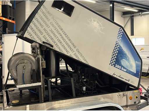 Oertzen - Pulitore ad alta pressione 250 Bar inclusa rimorchio