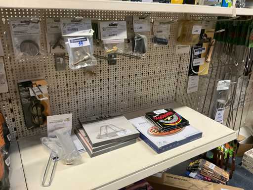 Verschiedene Grillteile