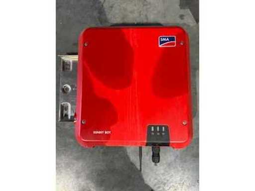 Inverter power via solar panels - MSA - Inverter