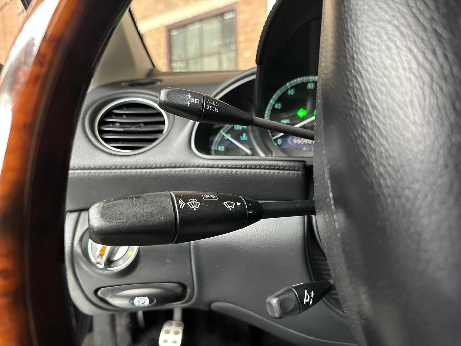 Mercedes-Benz SL500 5.5 V8 388hp 2006 Youngtimer SL-Class