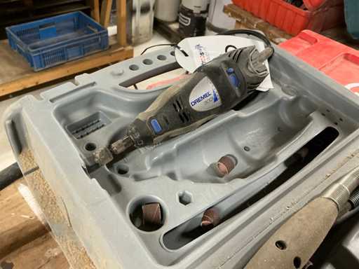 Dremmel 300i Tools