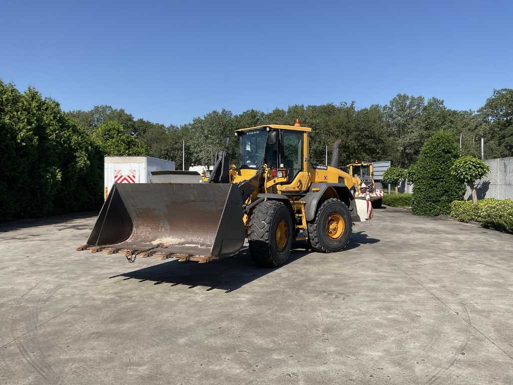 2012 Volvo L90G Pala gommata