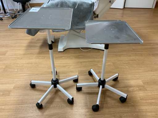 Instrument table (2x)