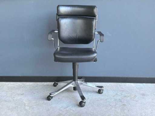 Giroflex Office Chair