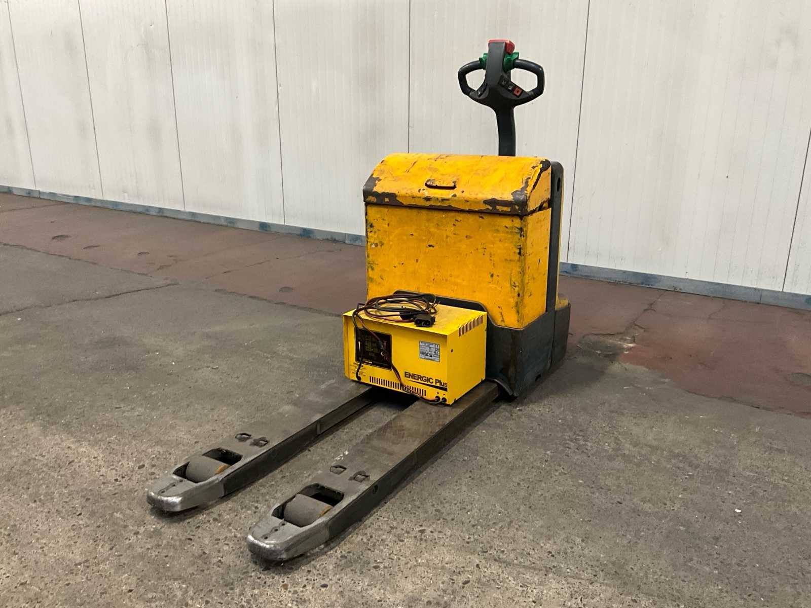 2001 Jungheinrich EJE – R 20 Electric pallet truck