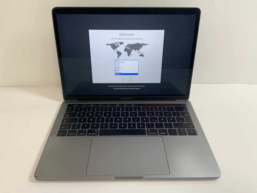 Macbook pro 13.3 on sale 16gb