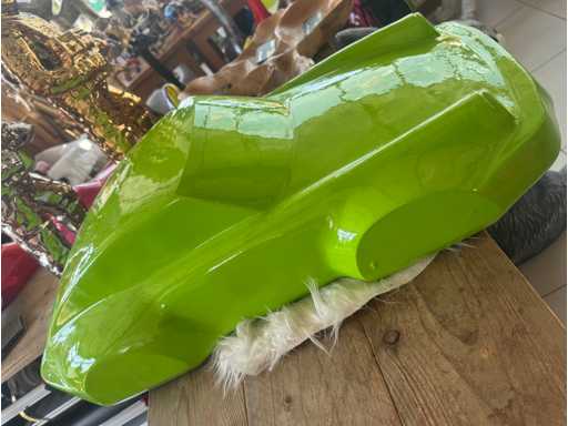 Porsche 911 Sculpture 90cm Vert