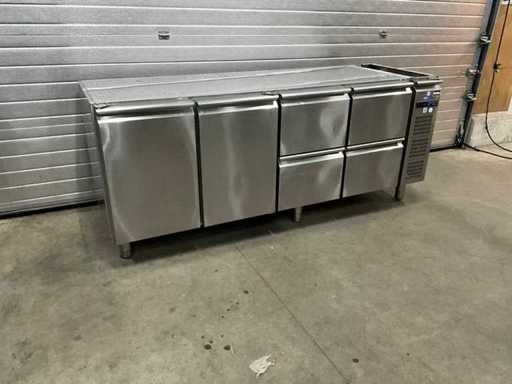 Catertech - PX7-204 - Banco da lavoro refrigerato remoto